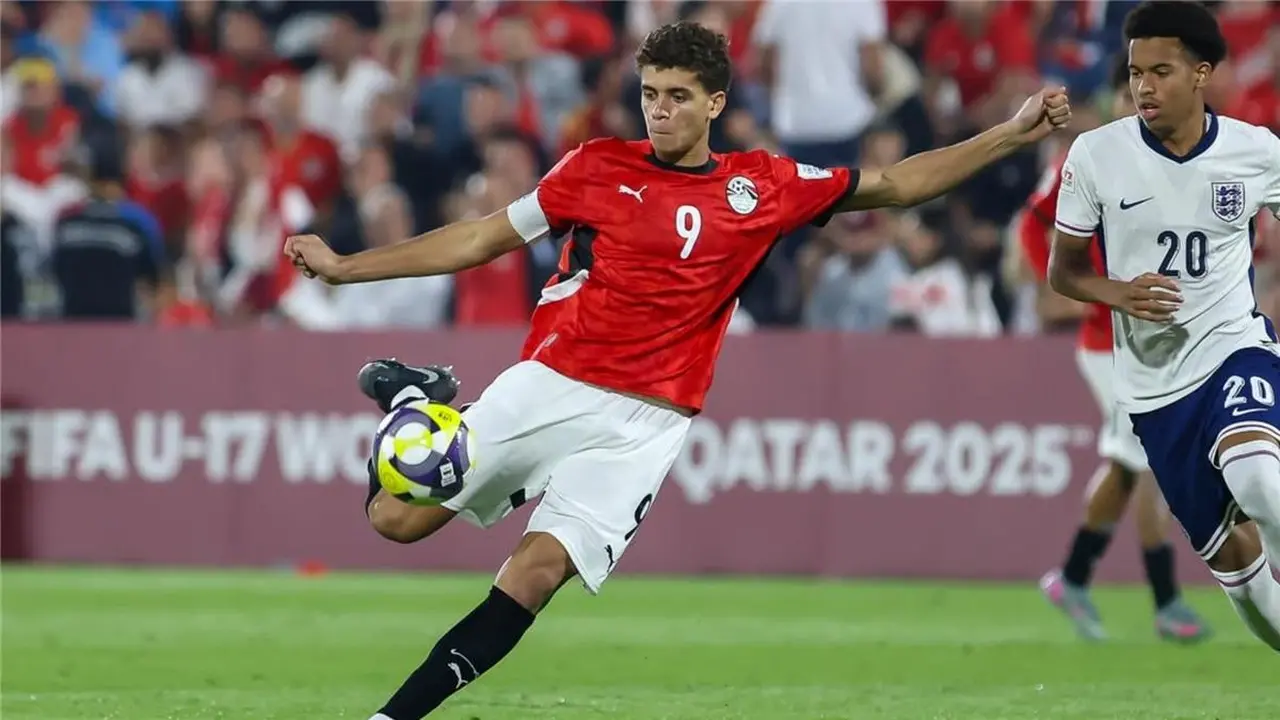 تطور جديد.. برشلونة يستهدف ضم حمزة عبد الكريم من الأهلي